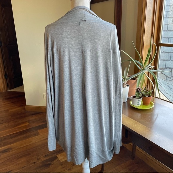 PrAna Plus Size Foundation Munra Wrap - Picture 6 of 16